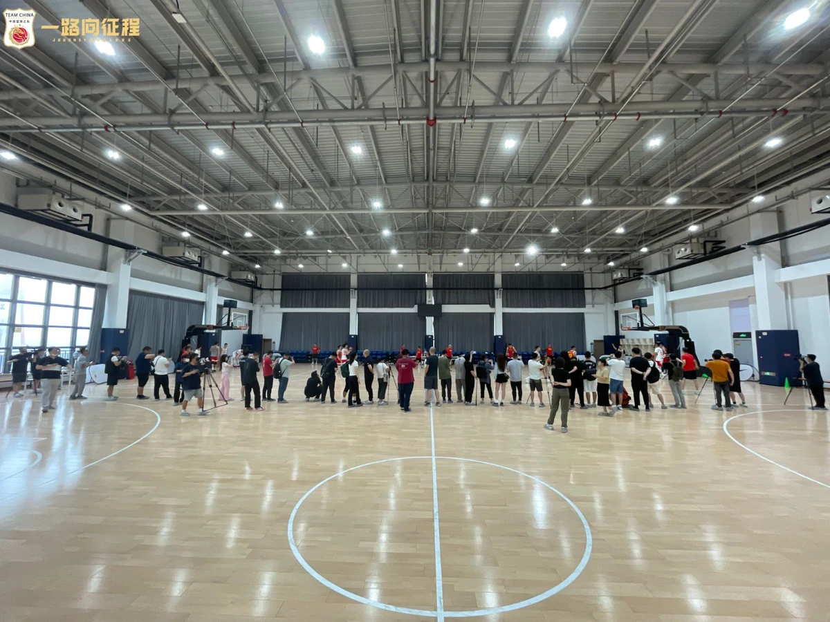 如何通过篮球表演赛制定有效的训练计划_0
